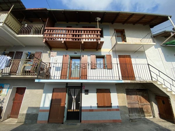 appartamento in vendita a Pinasca