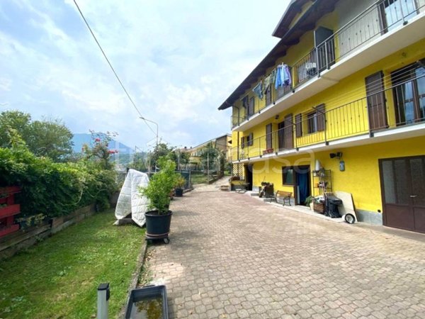 casa indipendente in vendita a Pinasca