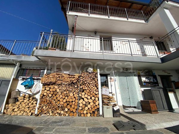 appartamento in vendita a Pinasca