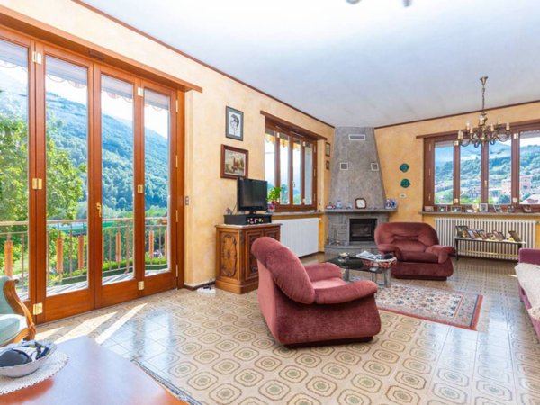 casa indipendente in vendita a Pinasca