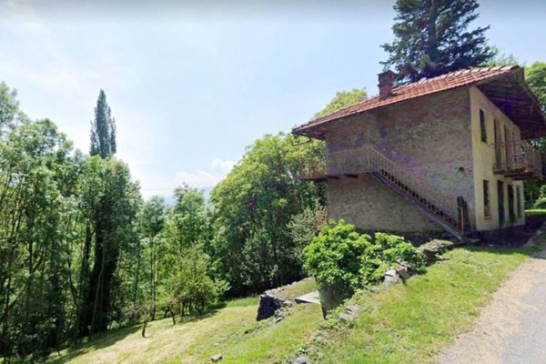 casa indipendente in vendita a Pinasca