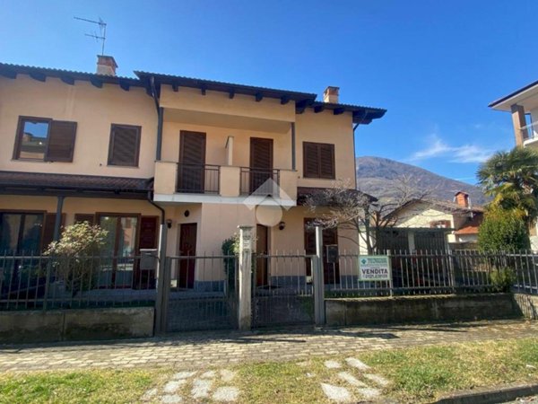 casa indipendente in vendita a Pinasca