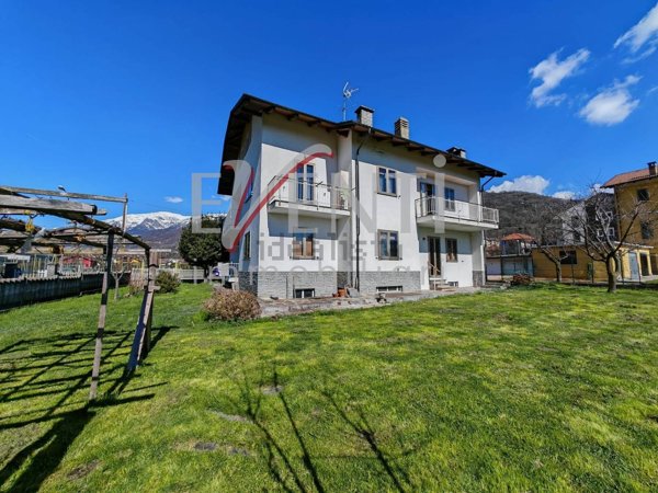 casa indipendente in vendita a Pinasca in zona Dubbione