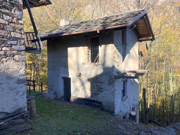 appartamento in vendita a Pinasca