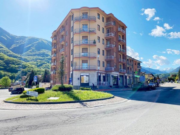 appartamento in vendita a Pinasca in zona Dubbione