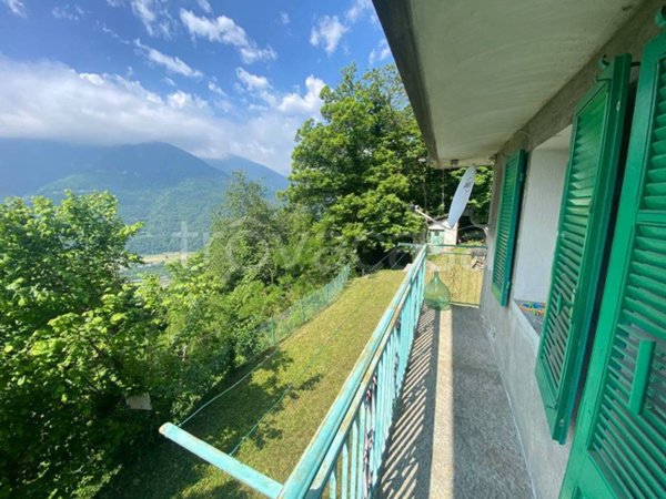 casa indipendente in vendita a Pinasca
