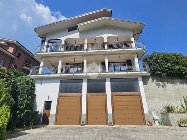 casa indipendente in vendita a Pinasca
