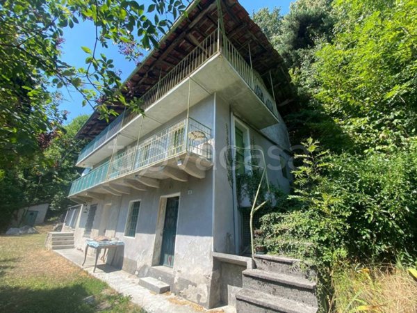 casa indipendente in vendita a Pinasca