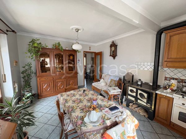 casa indipendente in vendita a Pinasca