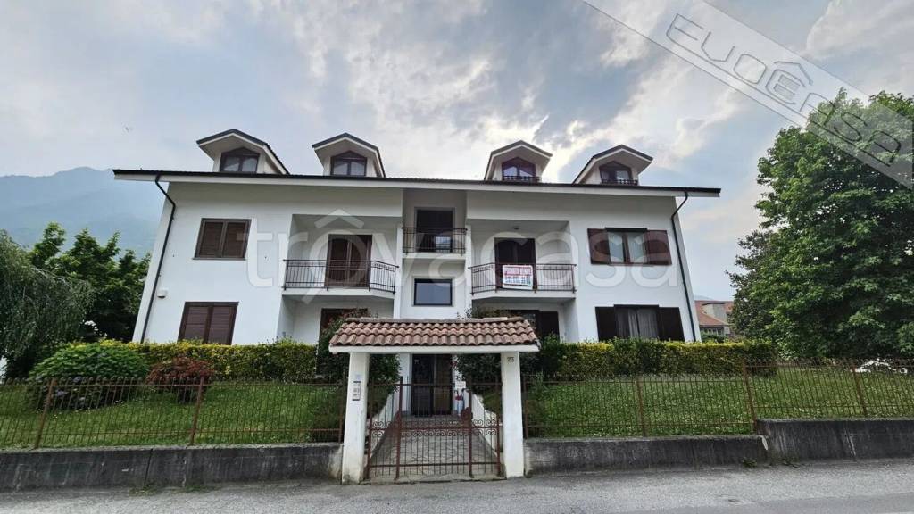 appartamento in vendita a Pinasca