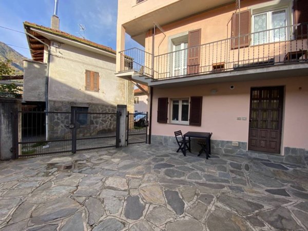 appartamento in vendita a Pinasca in zona Dubbione