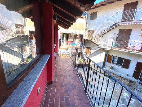 appartamento in vendita a Pinasca