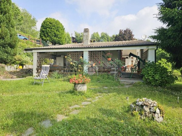 casa indipendente in vendita a Pinasca