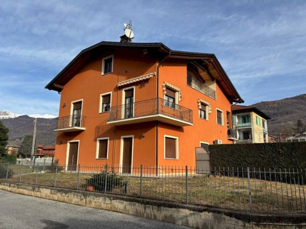 appartamento in vendita a Pinasca