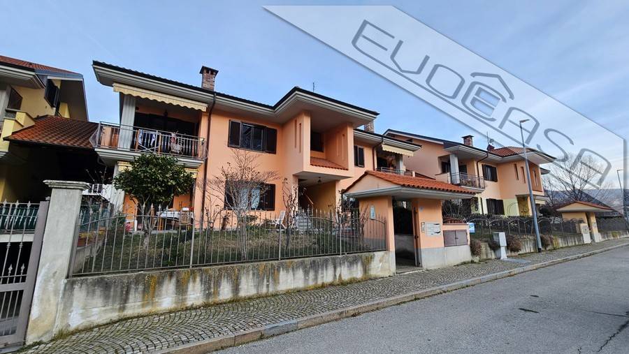 appartamento in vendita a Pinasca