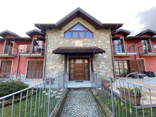 appartamento in vendita a Pinasca