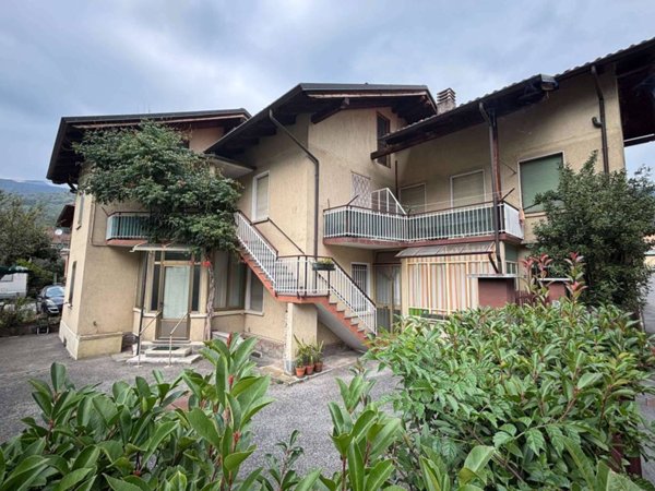 appartamento in vendita a Pinasca in zona Dubbione