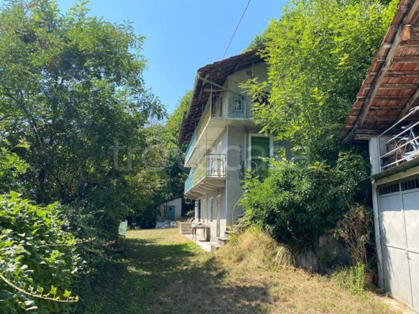 casa indipendente in vendita a Pinasca