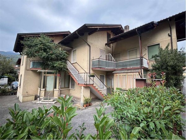 appartamento in vendita a Pinasca in zona Dubbione