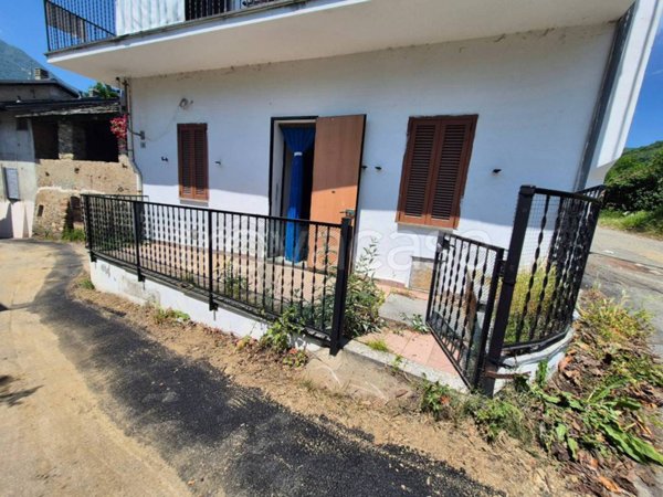 appartamento in vendita a Pinasca in zona Grandubbione