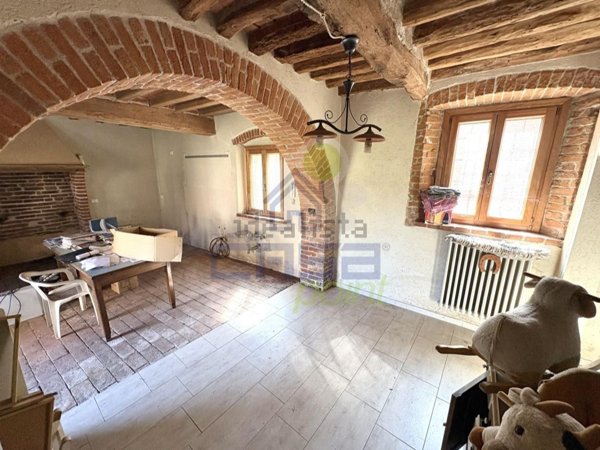 casale in vendita a Derovere