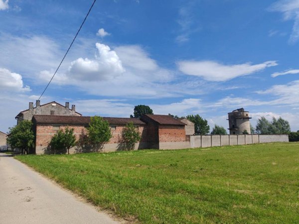 casa indipendente in vendita a Derovere