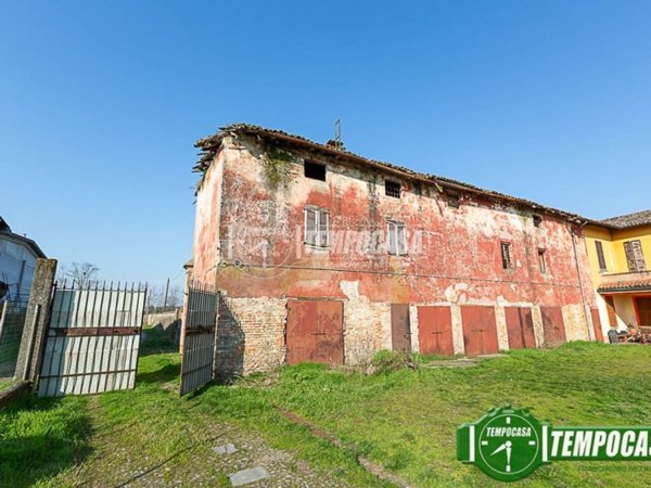 casa indipendente in vendita a Dovera