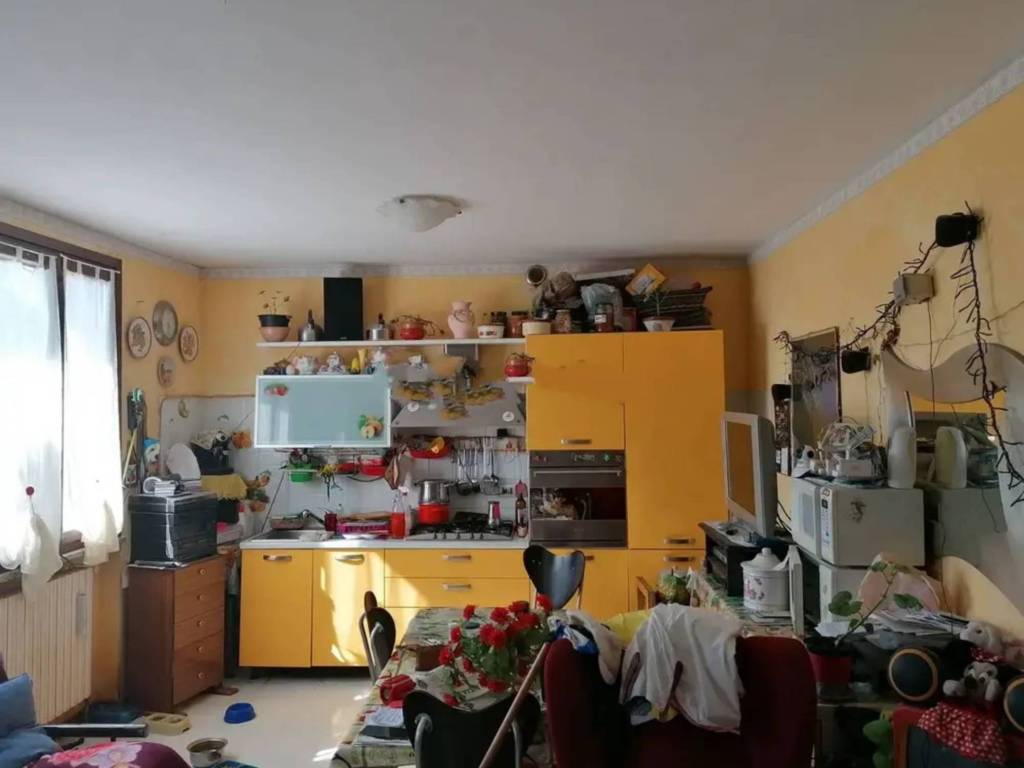 appartamento in vendita a Dovera