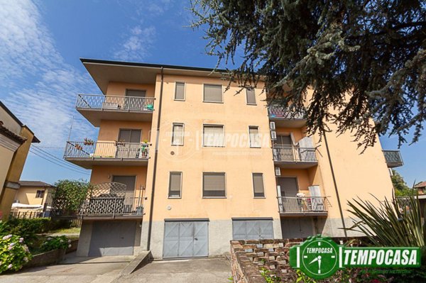 appartamento in vendita a Dovera