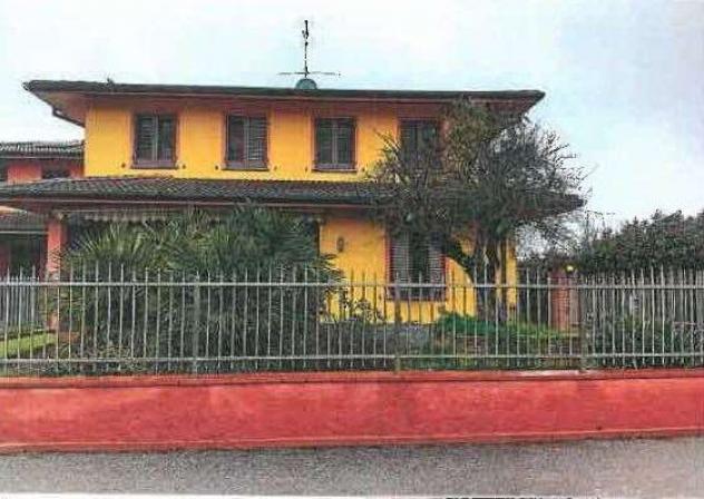 capannone in vendita a Dovera