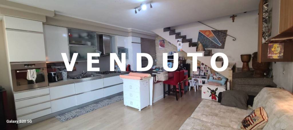 appartamento in vendita a Dovera