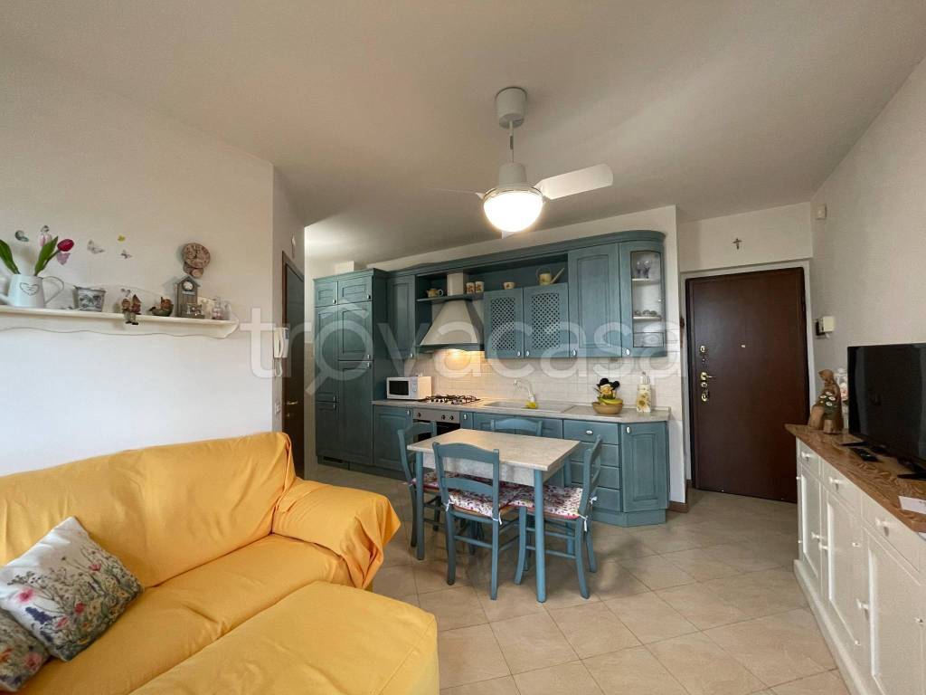 appartamento in vendita a Dovera in zona Roncadello