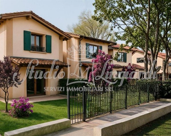 casa indipendente in vendita a Dovera in zona Postino