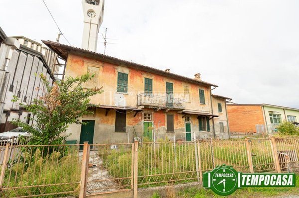 casa indipendente in vendita a Dovera
