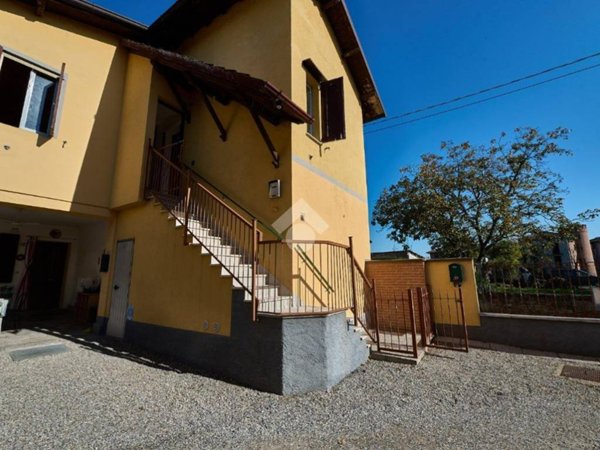 appartamento in vendita a Dovera