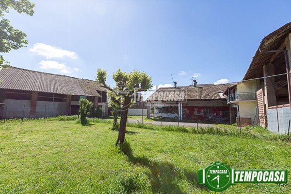 appartamento in vendita a Dovera