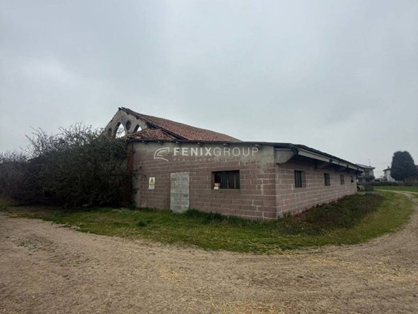 terreno edificabile in vendita a Dovera