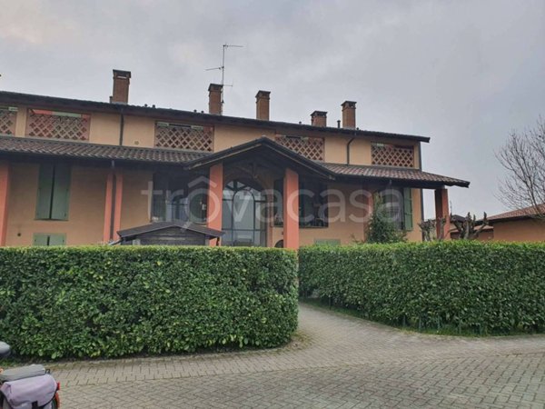 appartamento in vendita a Dovera