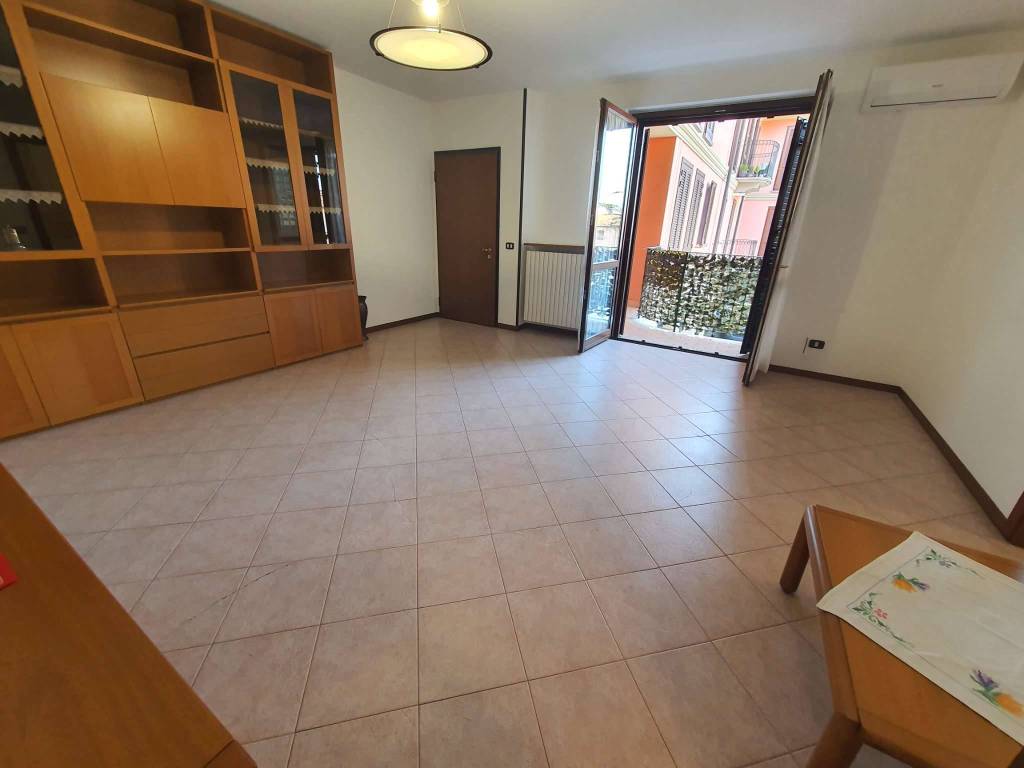 appartamento in vendita a Dovera in zona Barbuzzera