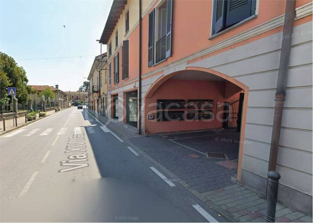 negozio in vendita a Dovera