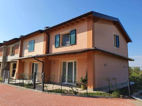appartamento in vendita a Dovera in zona Roncadello