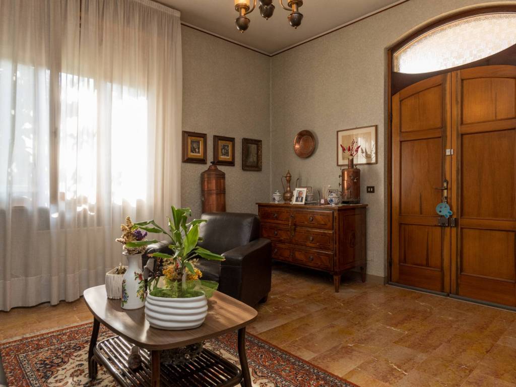 casa indipendente in vendita a Dovera in zona Postino