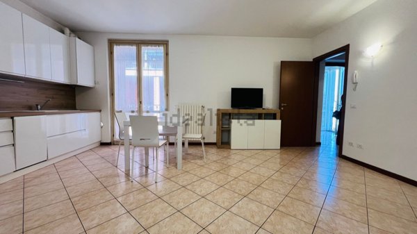 appartamento in vendita a Dovera in zona Postino