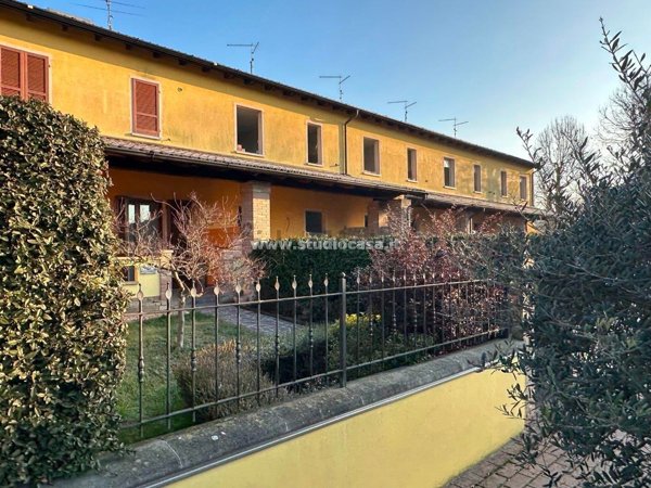 casa indipendente in vendita a Fiesco