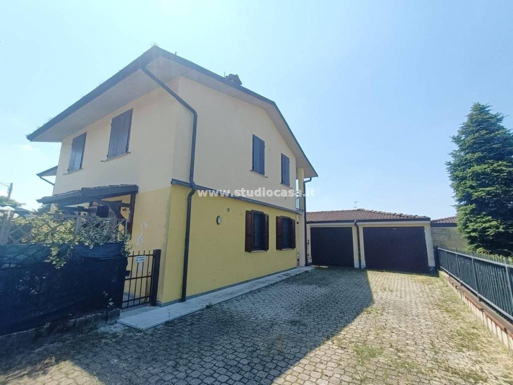 appartamento in vendita a Fiesco