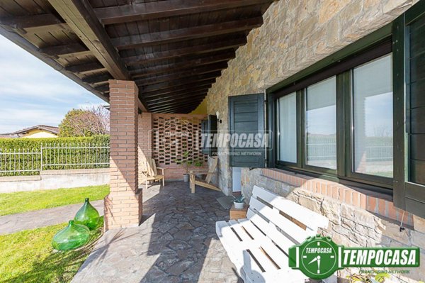 casa indipendente in vendita a Fiesco