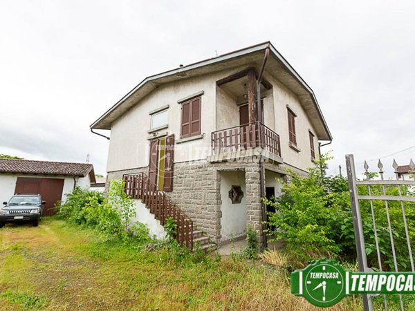 casa indipendente in vendita a Fiesco