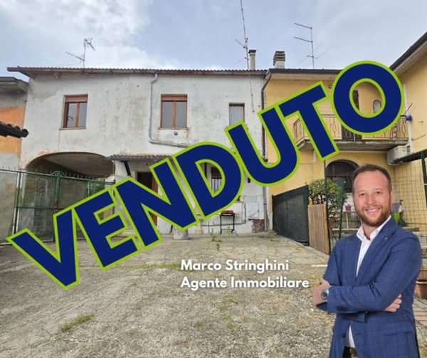 casa indipendente in vendita a Formigara