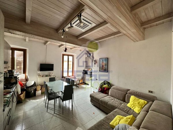 casa indipendente in vendita a Formigara