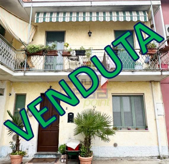 casa indipendente in vendita a Formigara